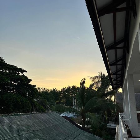 Hotel Bale Sunrise Gili Trawangan Esterno foto