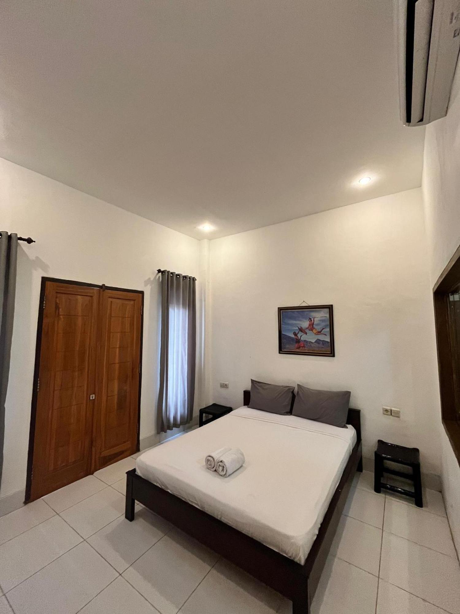 Hotel Bale Sunrise Gili Trawangan Esterno foto