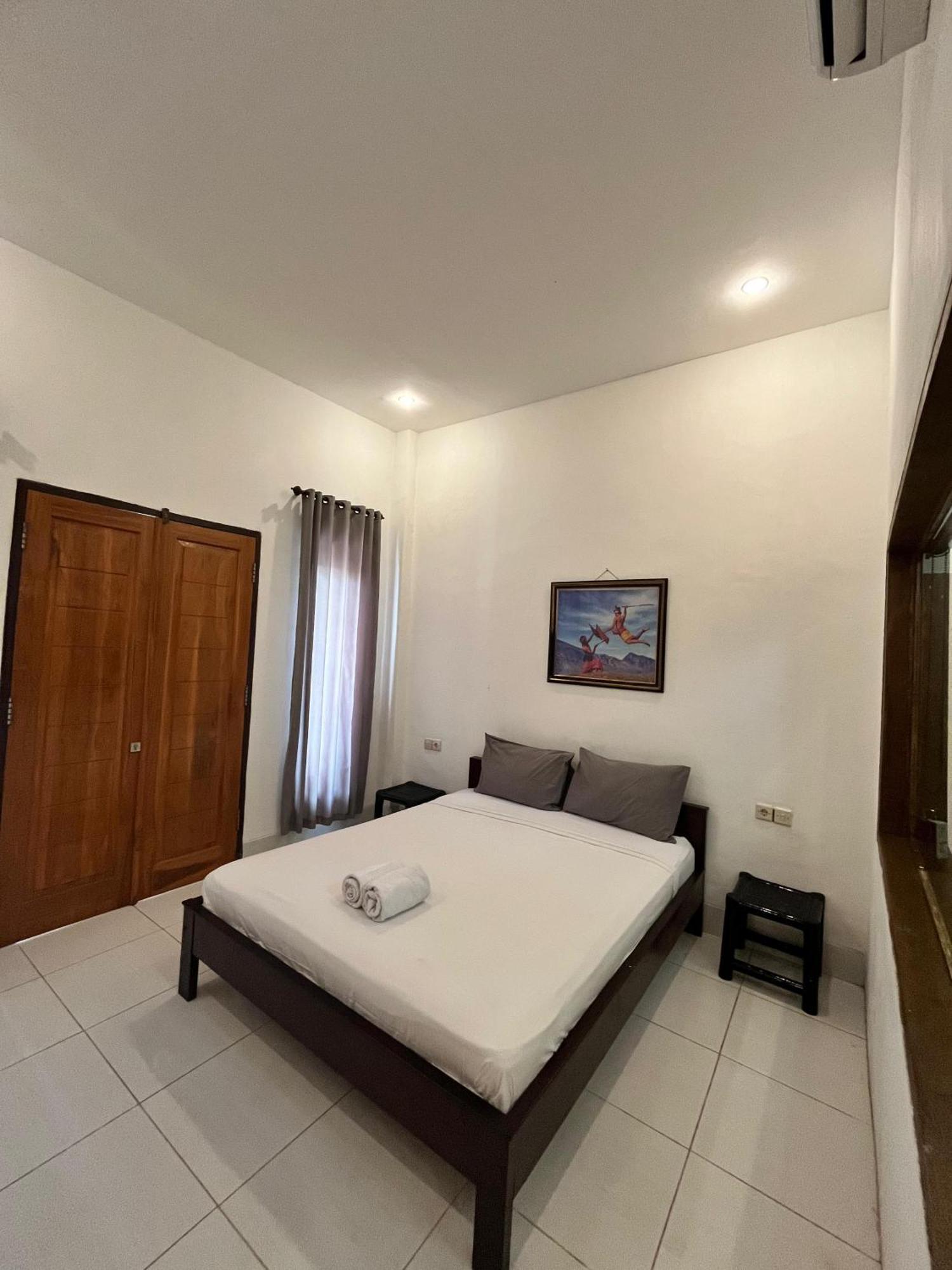 Hotel Bale Sunrise Gili Trawangan Esterno foto